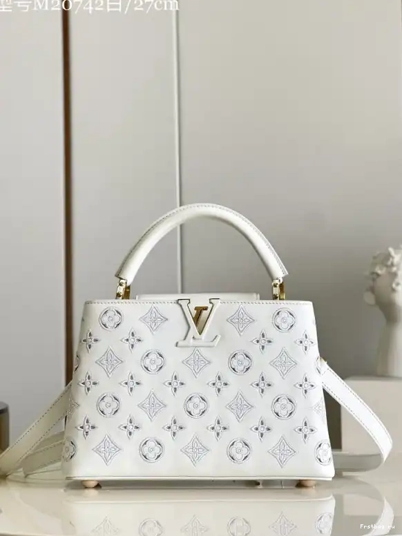 Frstbag ru BB CAPUCINES LOUIS VUITTON 0612